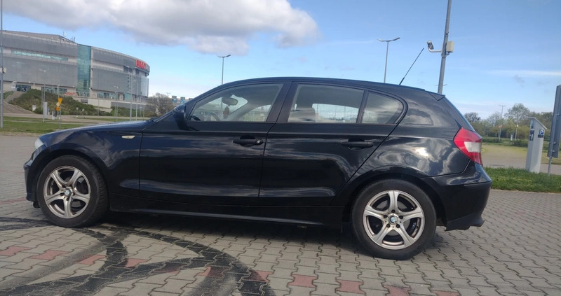 BMW Seria 1 cena 12500 przebieg: 242000, rok produkcji 2006 z Gdańsk małe 79